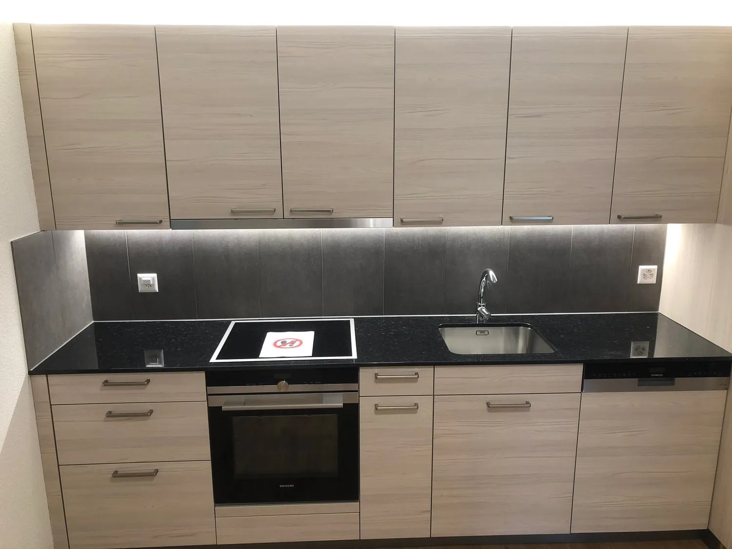 Helle, gepflegte Zimmer in ruhiger Liegenschaft