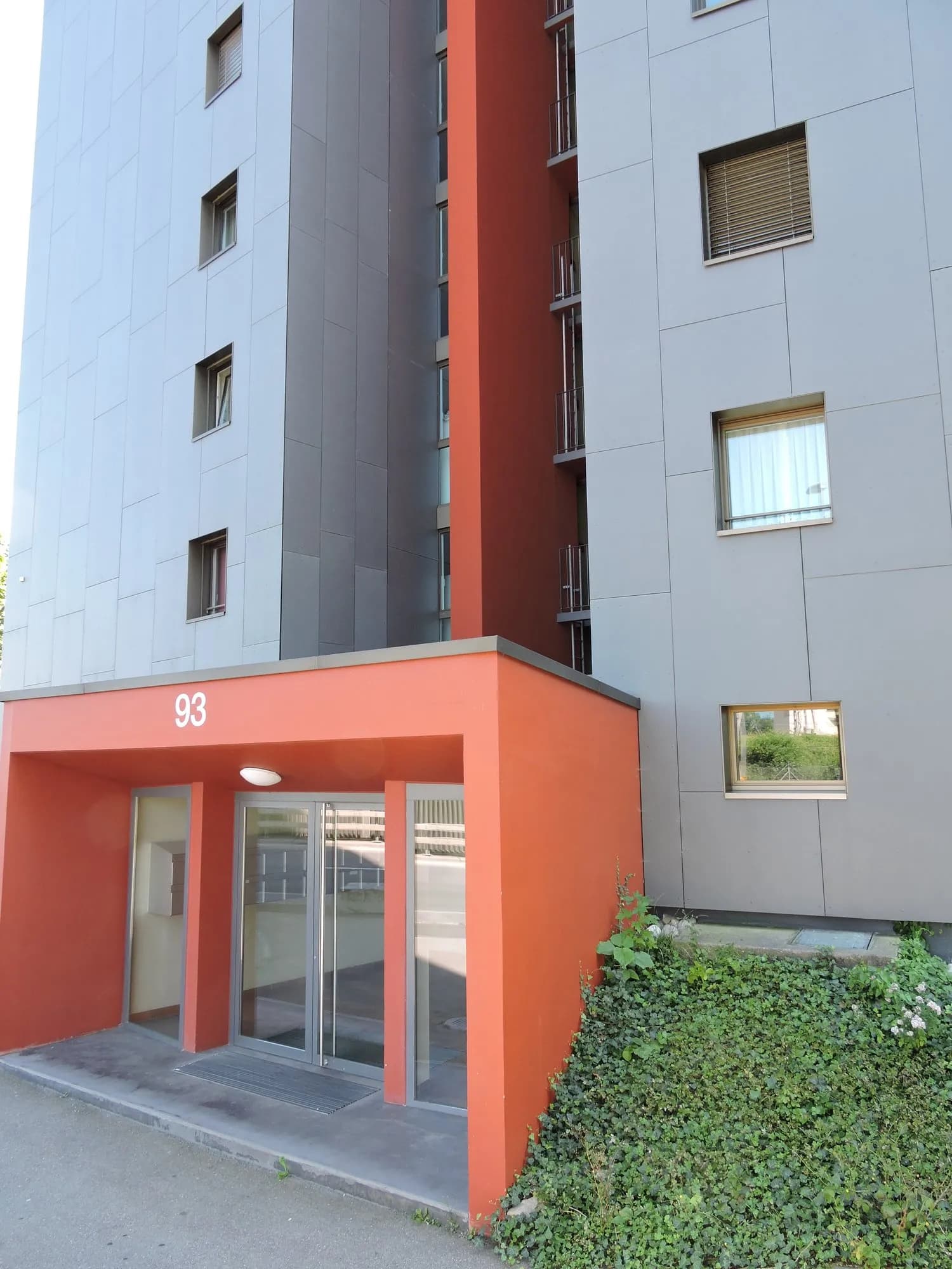 Moderne 3.5-Zimmerwohnung mit Weitblick