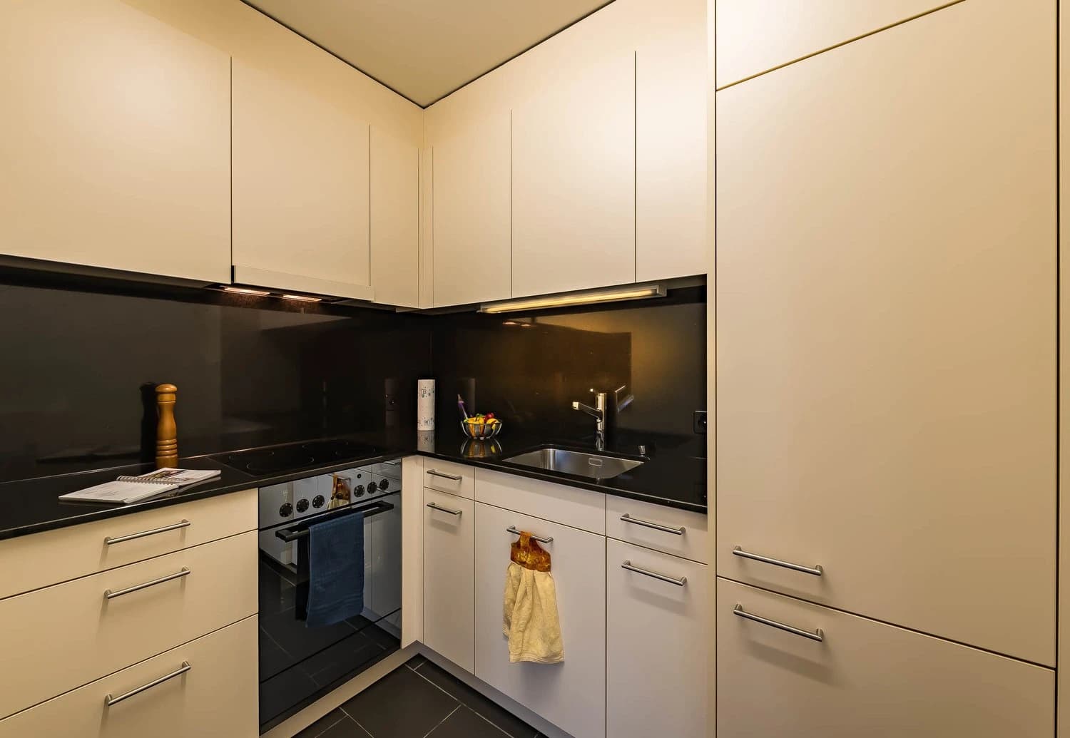 Ideal für Studenten und Wochenaufenthalter Nähe Uni!