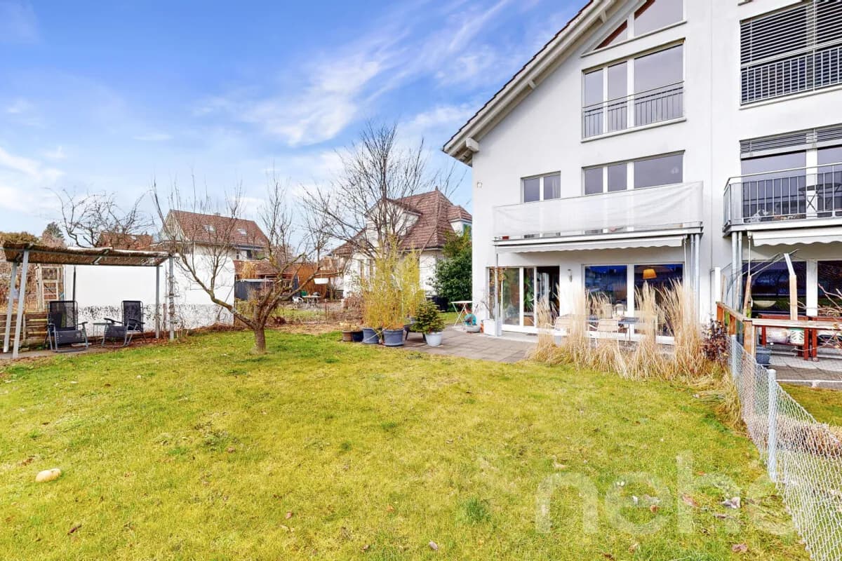 Familientraum mit Bergsicht und Garten im begehrten Thuner Dürrenast