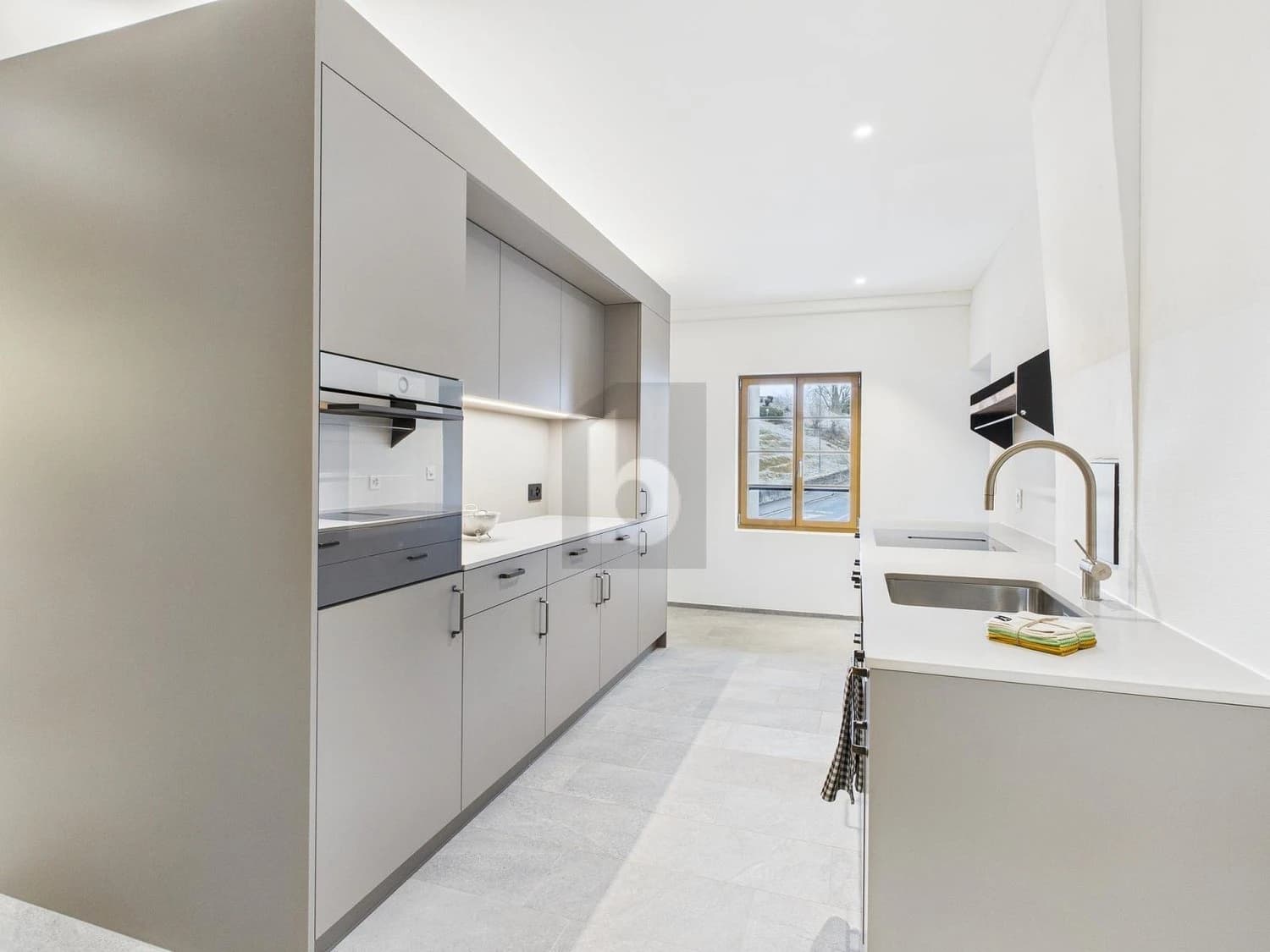 RUSTIKALE WOHLFÜHL-OASE IM DORFZENTRUM