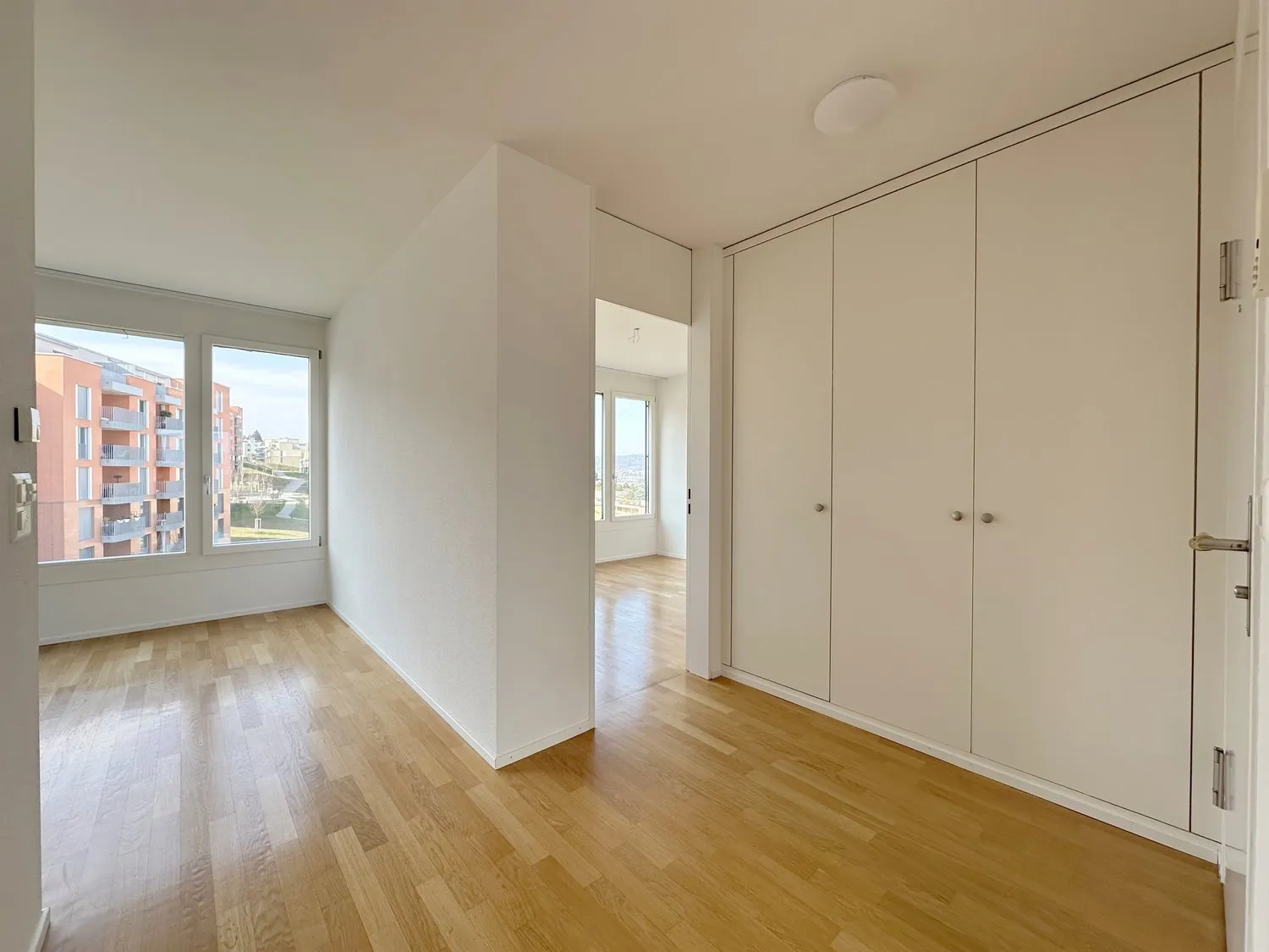 Exklusives Wohnen mit herrlicher Weitsicht auf die Berge und den See