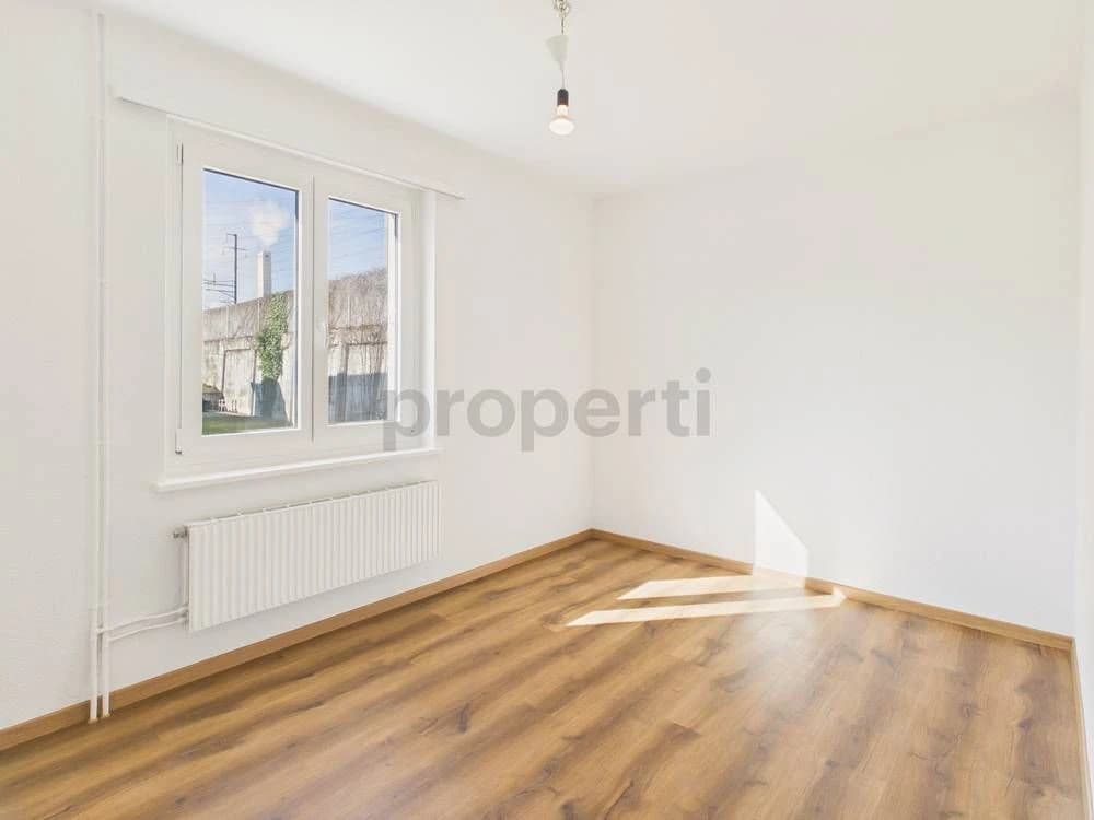 Ruhige 3.5-Zimmer-Eigentumswohnung mit Parkplatz, Luterbach