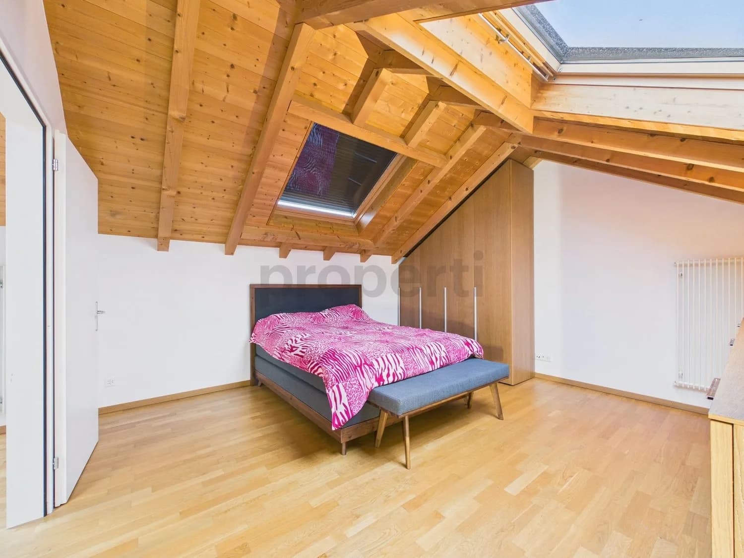 Grosszügige 4.5-Zimmer-Maisonette mit Balkon, Maienfeld