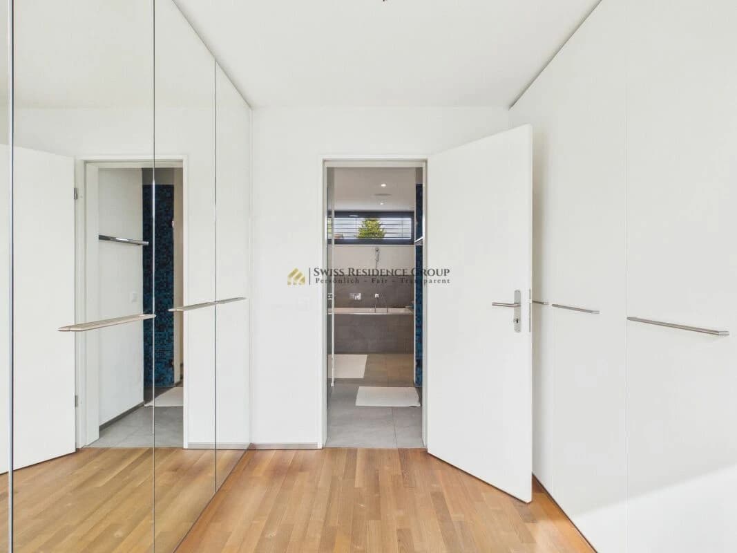 Modernes Einfamilienhaus mit Panorama in Adliswil