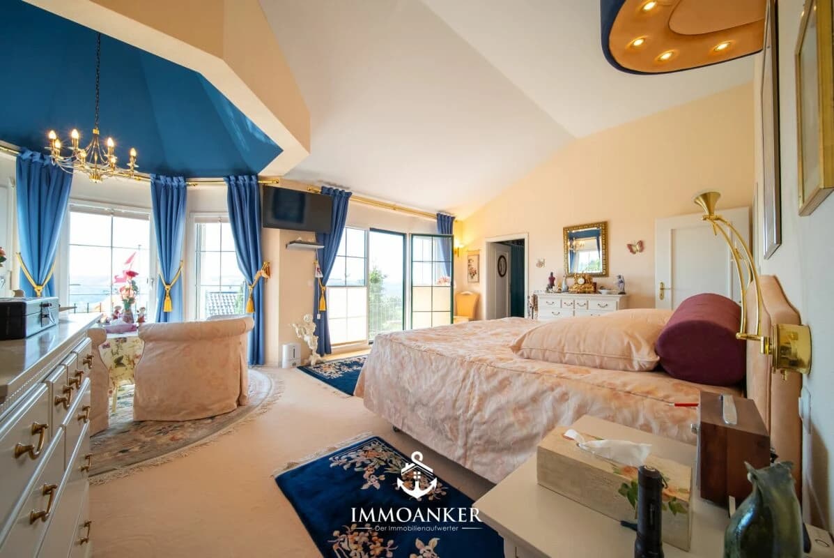 Wohnen mit Weitblick - umgeben von Ruhe und Grün. - 6.5 Zimmer EFH in Sulz