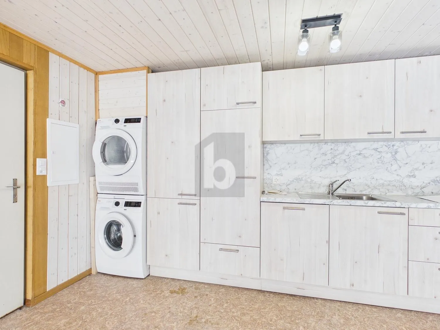 PRAKTISCH UND FUNKTIONAL