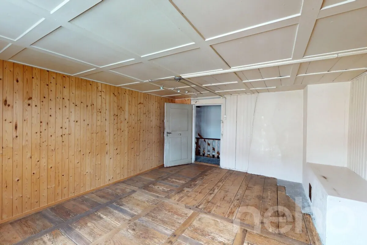 Denkmalgeschütztes 8-Zimmer Doppeleinfamilienhaus an zentraler Lage