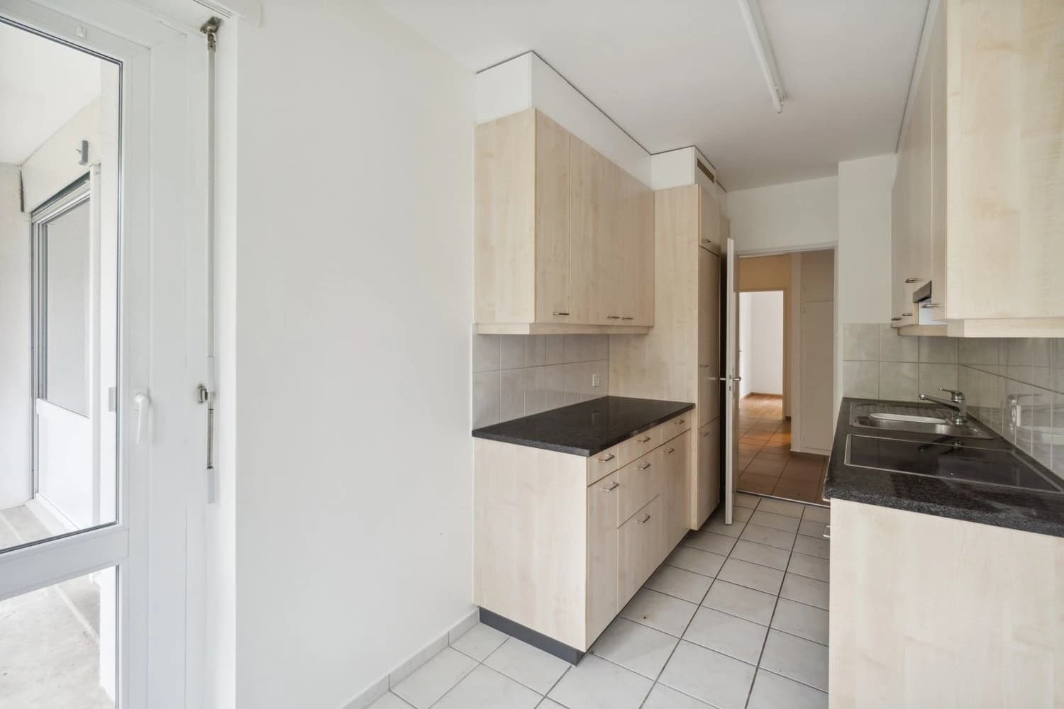 Freundliche helle Wohnung in Riehen