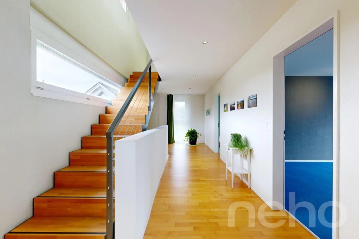 Grosszügiges Einfamilienhaus in ruhigem Wohnquartier