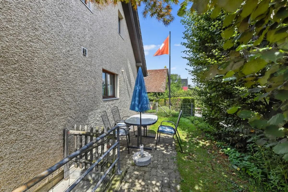 Sonniges und ruhiges Familienidyll mit Garten nahe Kreuzlingen