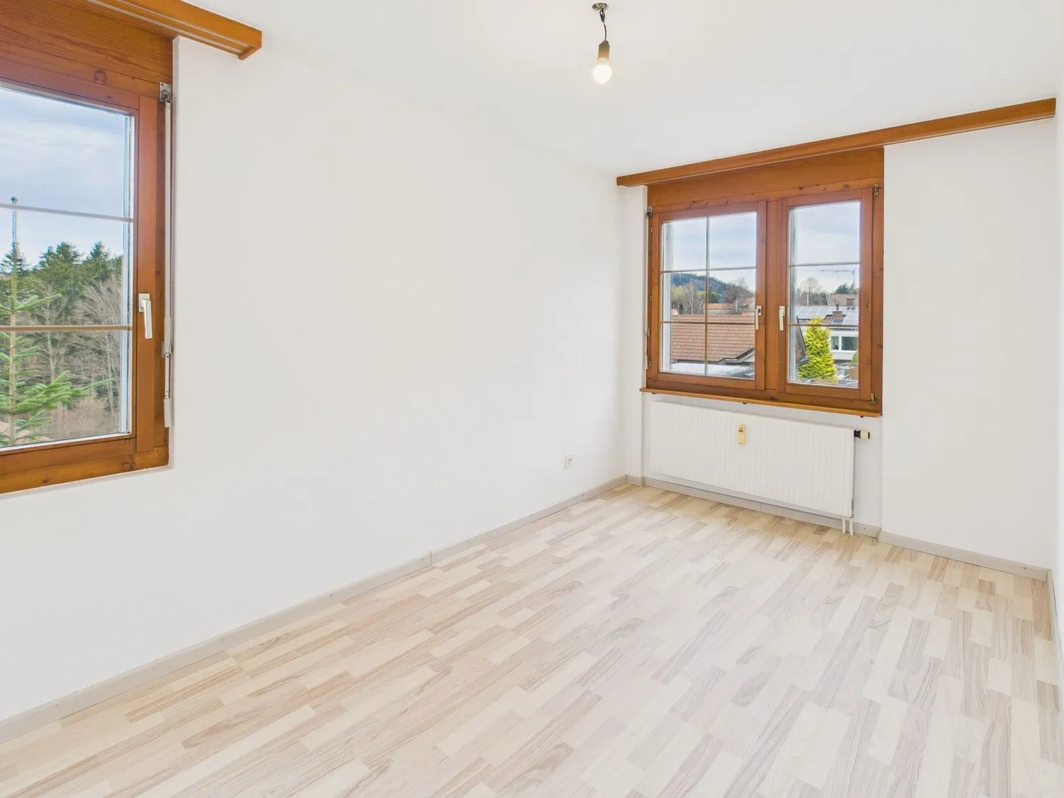 Gemütliche 4.5-Zimmer Wohnung mit grosser Terrasse in Wald