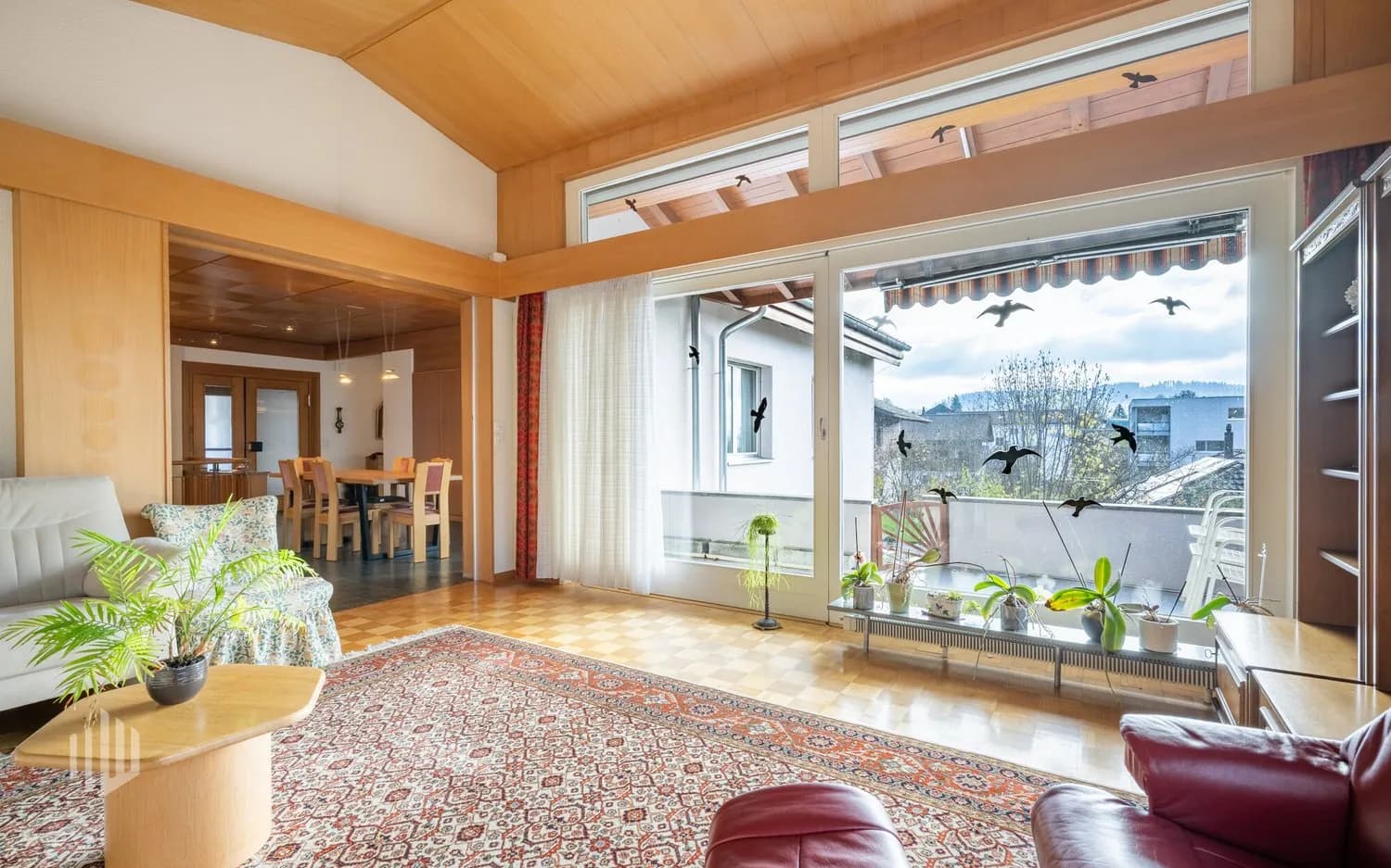 ImmoWyss -  7.5-Zi-Haus auf 2 Etagen mit optionaler Baulandparzelle