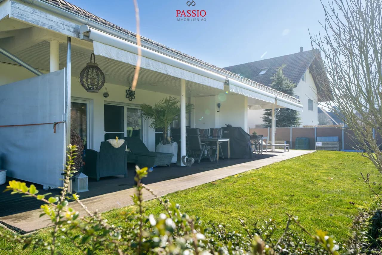 8.5-Zimmer-Mehrfamilienhaus mit 3 Wohnungen an unverbaubarer Lage