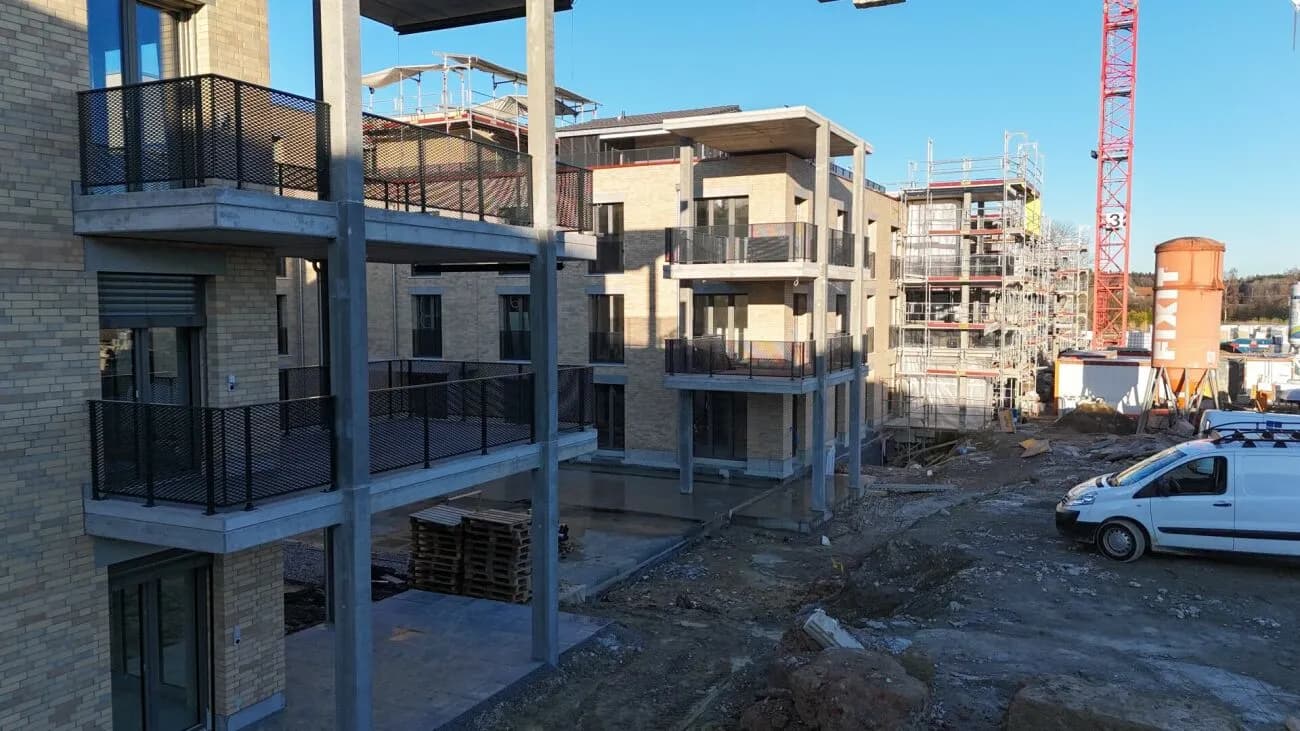 Gehoben Wohnen mit Sicht über den grossen Park des Ziegelei-Quartiers (E 1.2)