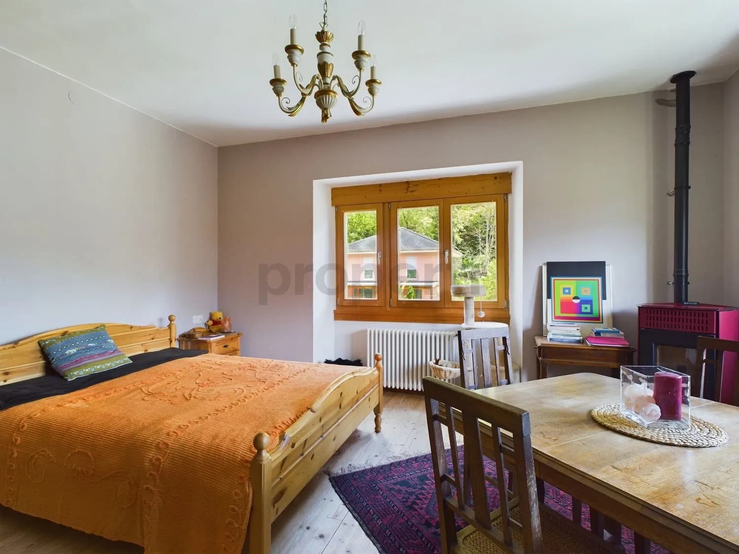 Pittoresca casa plurifamiliare con terreno nel cuore della Val di Blenio / Malvenfarbiges Mehrfamilienhaus mit Grundstück im Herzen des Bleniotals