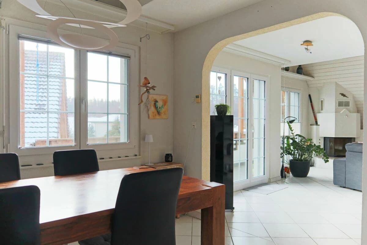 Exklusive 5.5-Zimmer-Maisonnette-Dachwohnung mit grosszügigem Raumgefühl