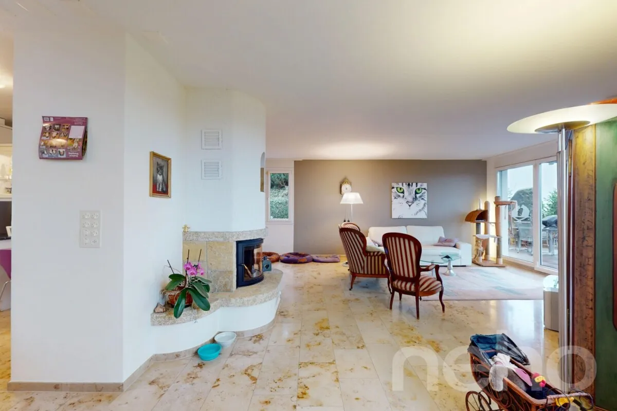 Lichtdurchflutetes Einfamilienhaus mit unverbaubarer Aussicht