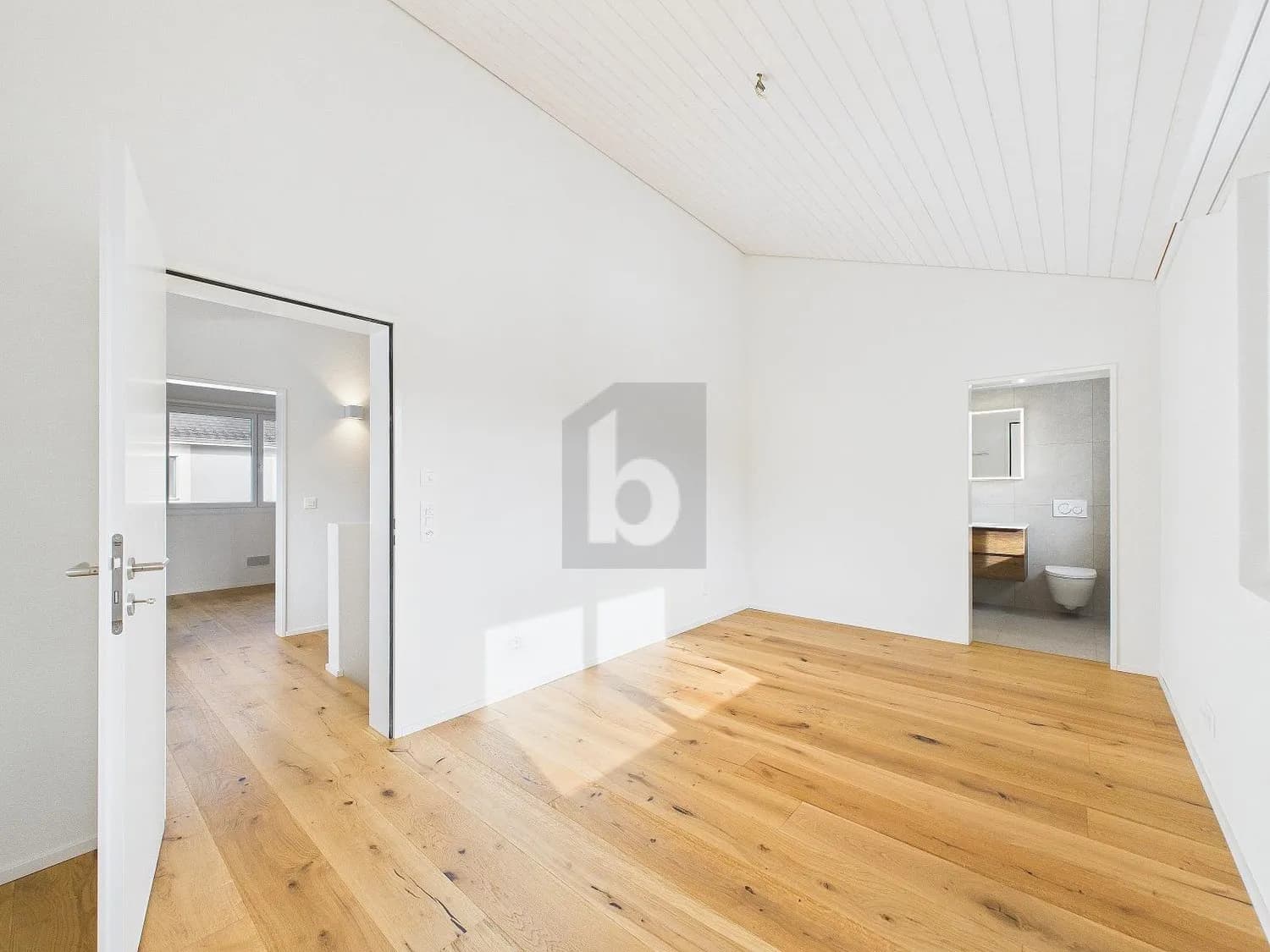 BEZUGSBEREIT! HOCHWERTIG UND FAMILIENFREUNDLICH (A)