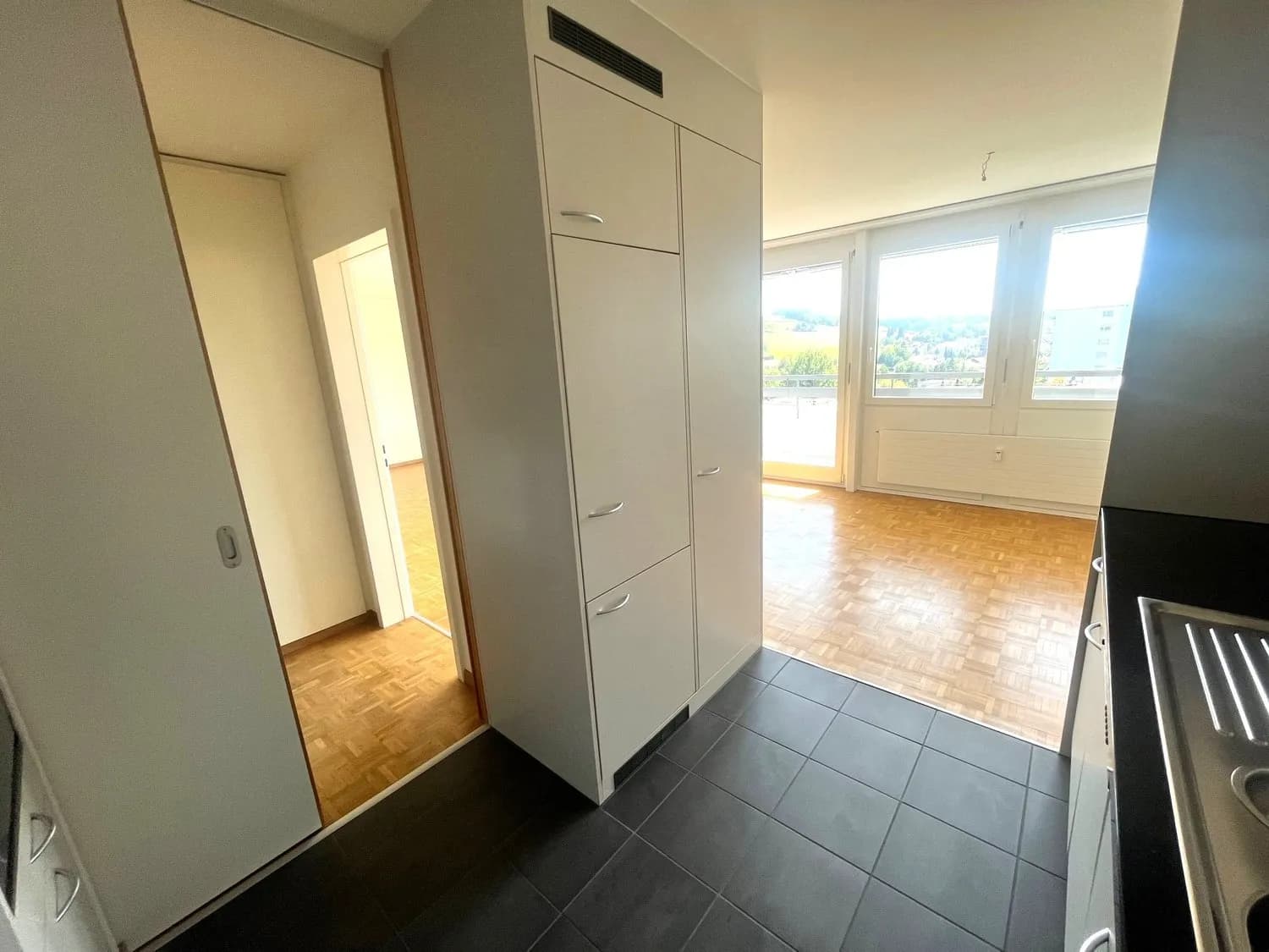 Grosszügige Wohnung mit schönem Südbalkon