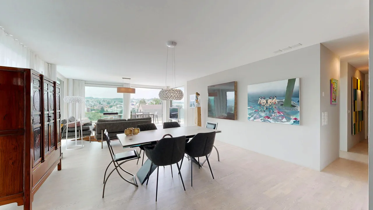 Moderne 4.5-Zimmer-Eigentumswohnung mit Panoramaaussicht