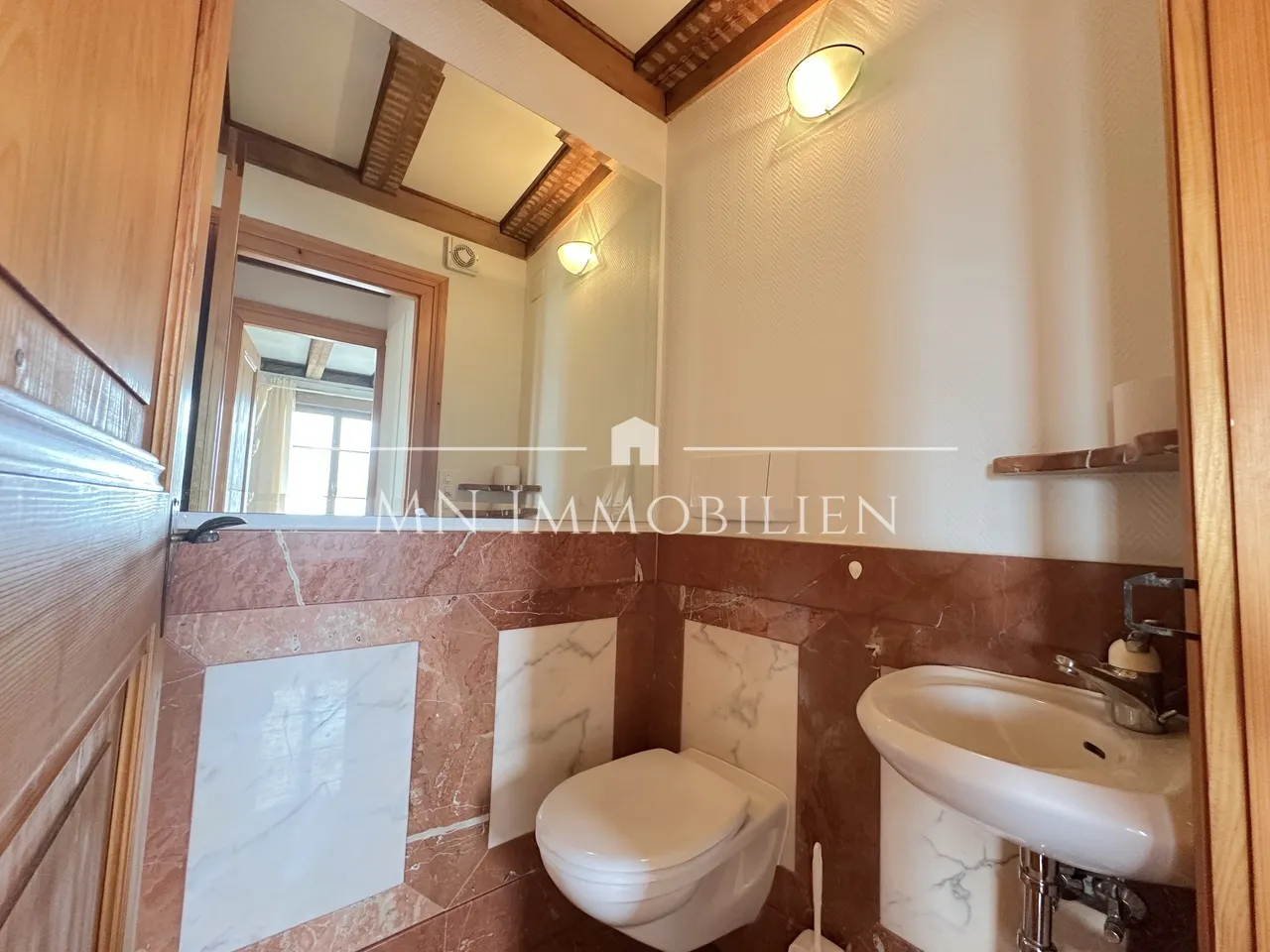 Exklusive Maisonnette mit grosser Terrasse und traumhaftem Ausblick