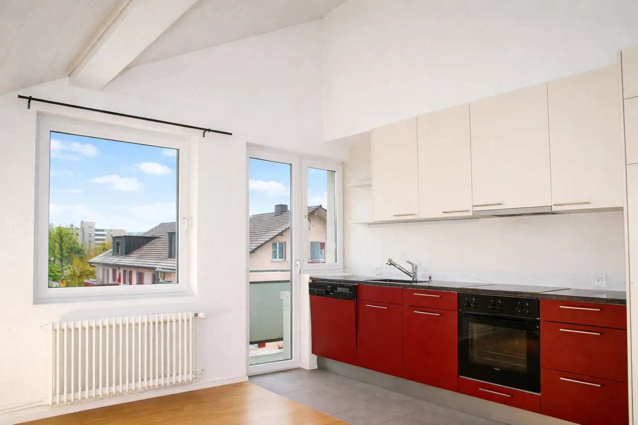 4.5 Zimmer Wohnung DG - städtische Wohnlage