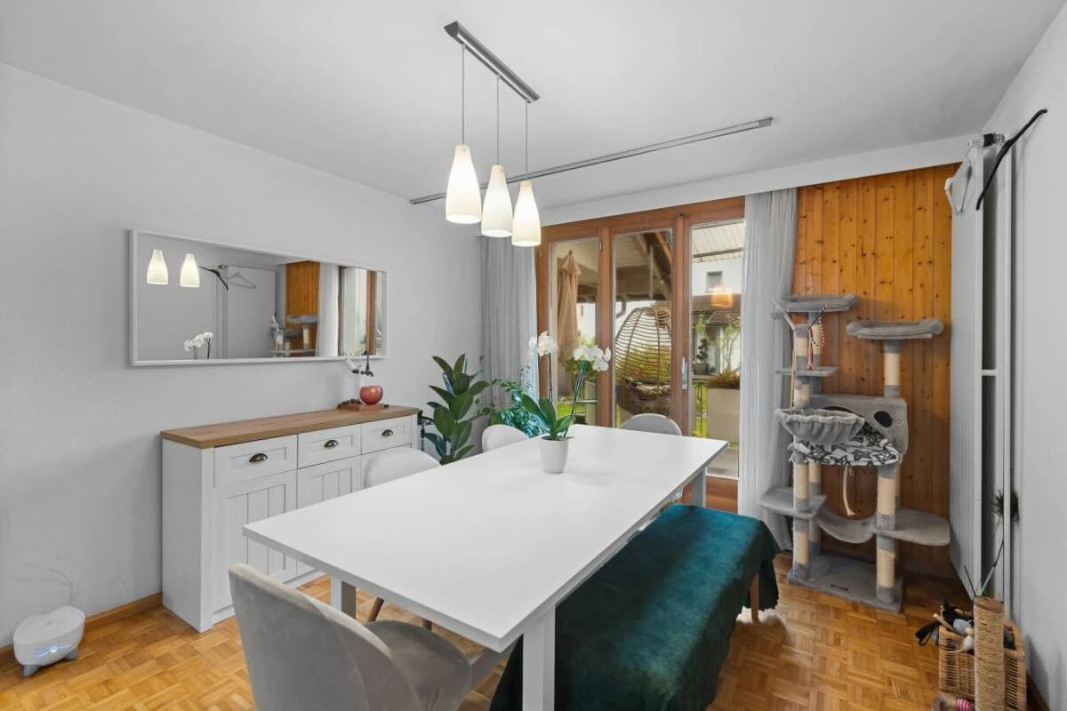 Mehrfamilienhaus mit 3 Wohneinheiten - ideal als Generationenhaus oder Renditeobjekt