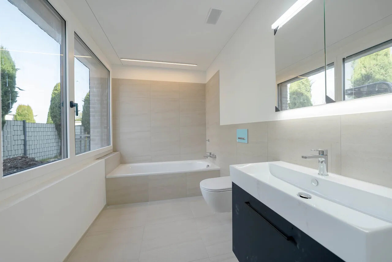 Exklusives Wohnen mit viel Aussenflächen!