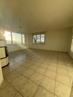 Neu renovierte 5.5-Zimmer-Wohnung mit Balkon, Gommiswald