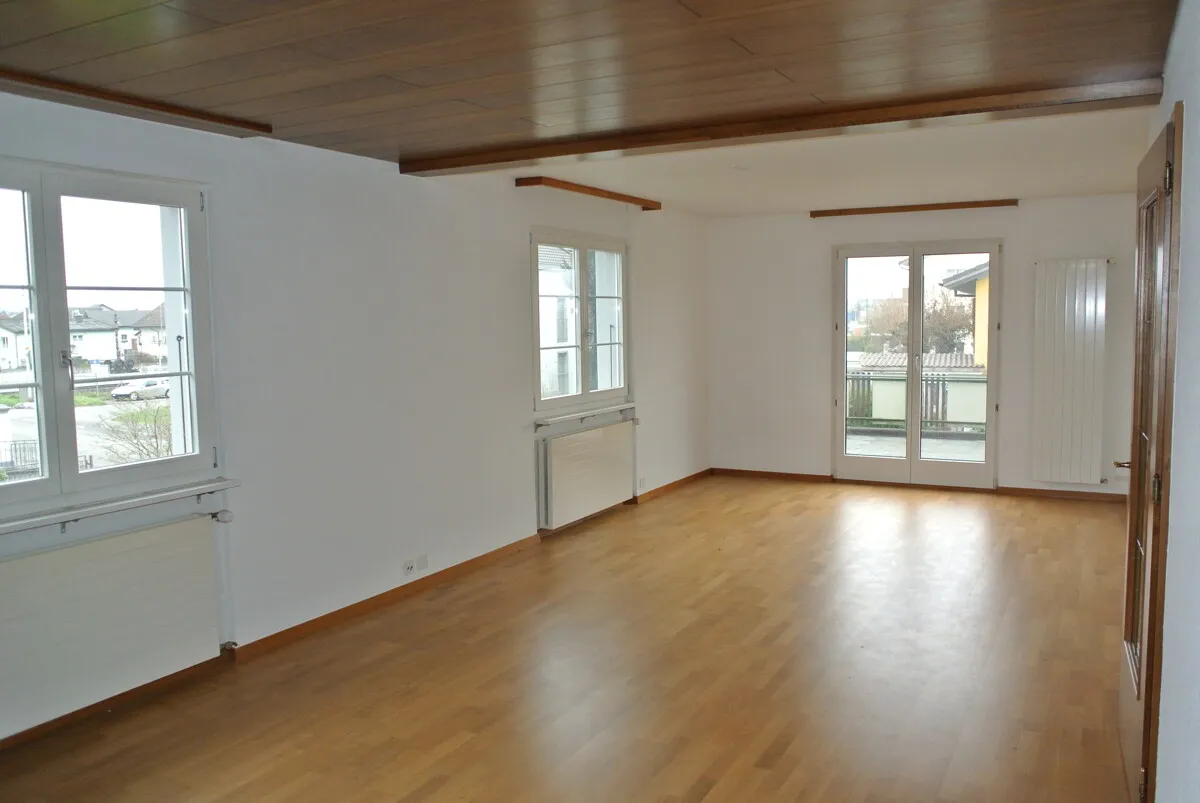 Zusammen wohnen  getrennt leben: 2-Familienhaus zu vermieten