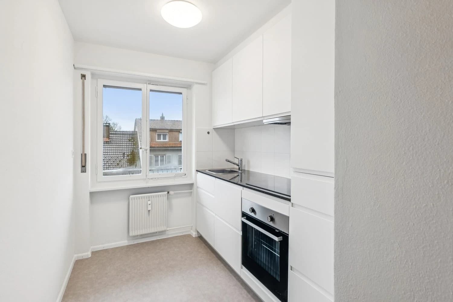 Jetzt einziehen - frisch renovierte Wohnung  ruhig, grün & zentral