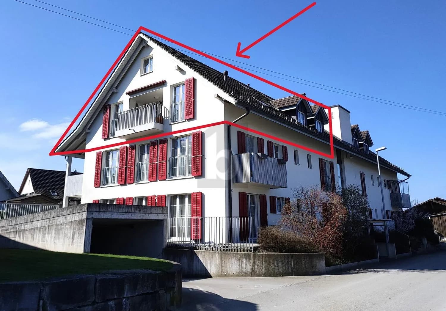 PREISHIT ! RUHIG GELEGEN, DREI BADEZIMMER, TOP-AUSBAU