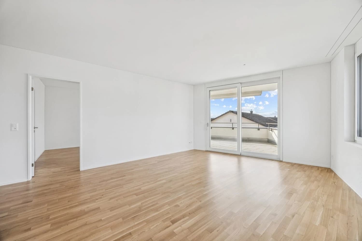 Neubauwohnung an traumhafter Lage direkt am Seeufer in Rapperswil-Jona