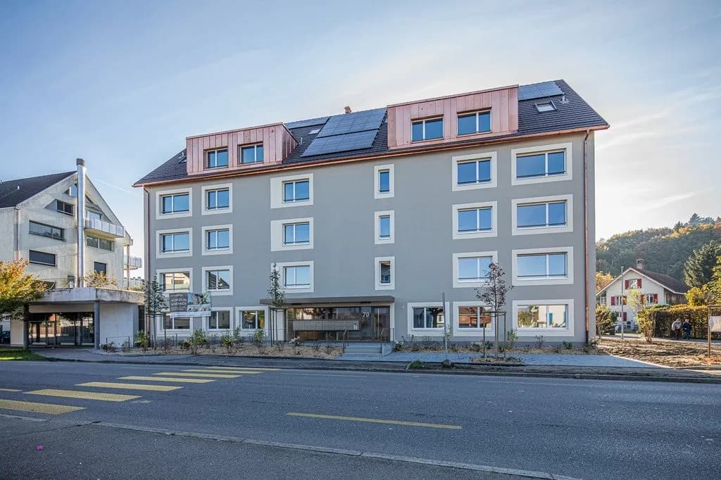 Moderne 3.5 Zimmerwohnung mit Balkon und Top-Ausstattung