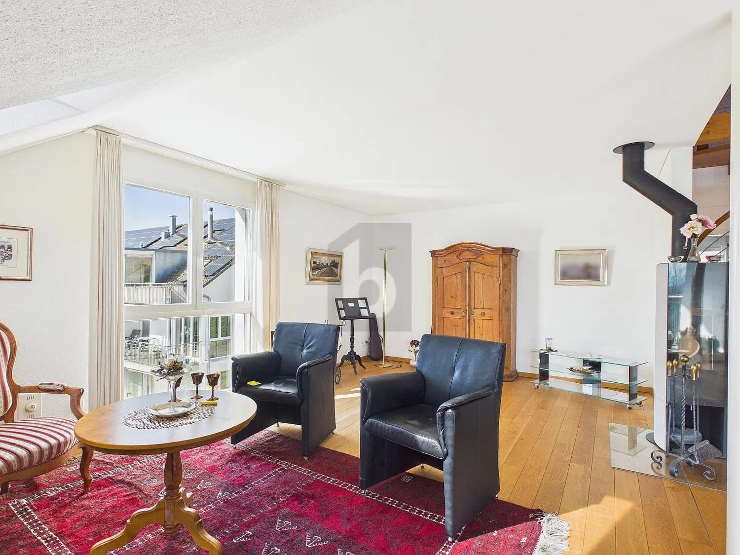 SONNIG, RUHIG UND ZENTRAL