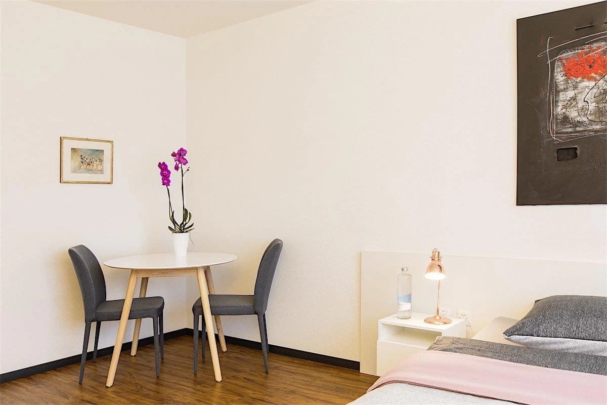 Apartmenthaus im Herzen der Basler Altstadt / Your home in the heart of the old town Basel