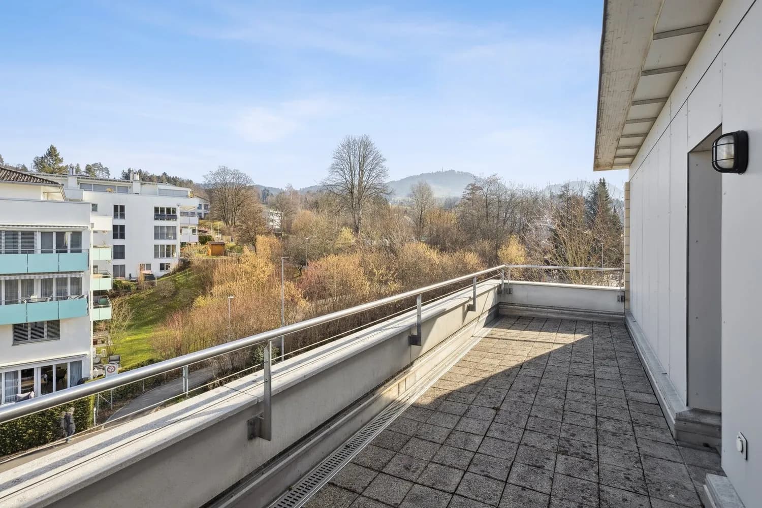 Über den Dächern von Hinwil