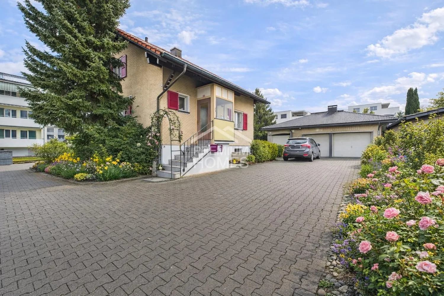 FAMILIENLEBEN MIT HERZ - IHR WOHNPARADIES