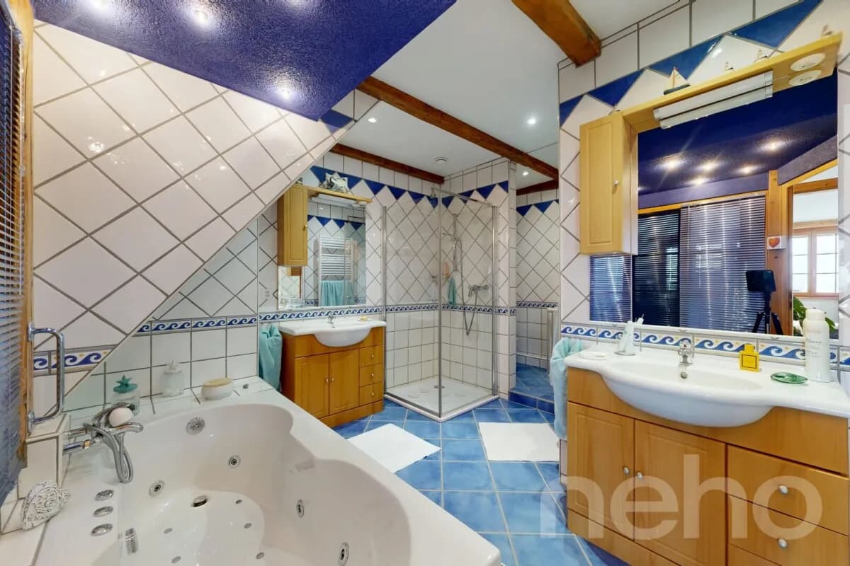 Grande Maison familiale avec 3.5p indépendant loué