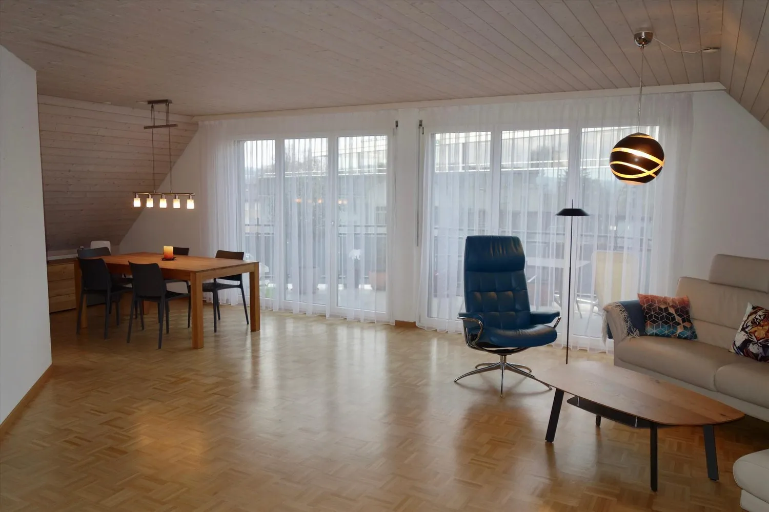 Dachwohnung mit viel Charme