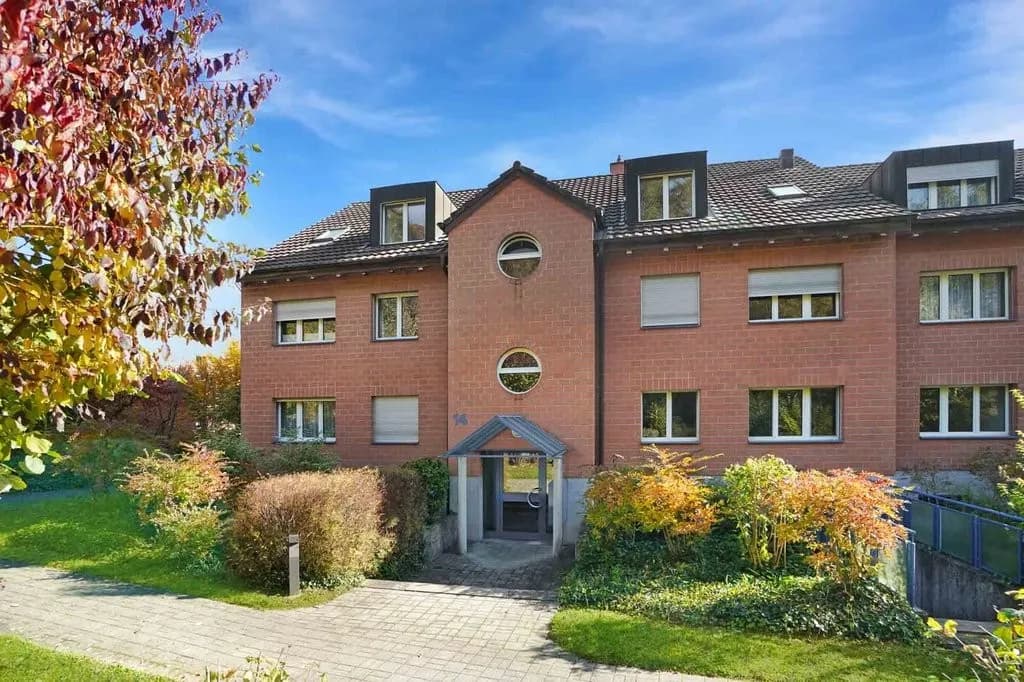 Grosszügige Familienwohnung sucht neue Bewohner!