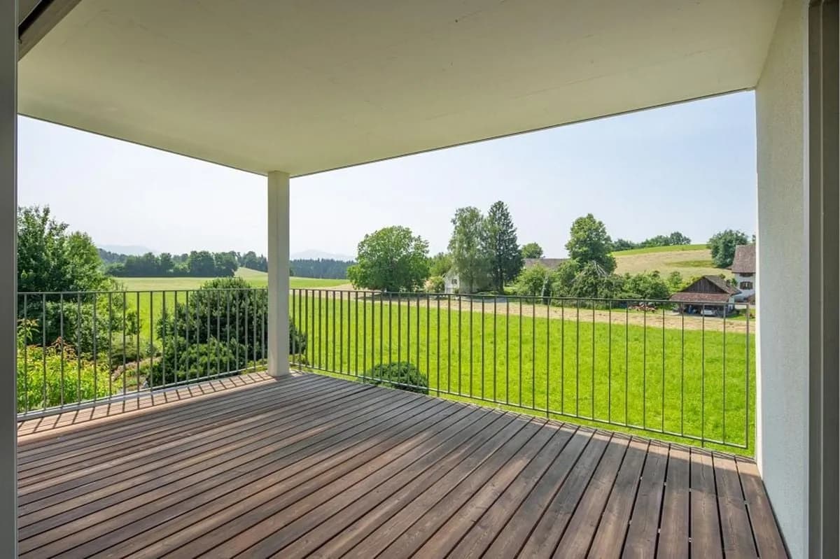 Neuwertige 3,5 Zimmerwohnung in Mettmenstetten (Weiler Rossau)