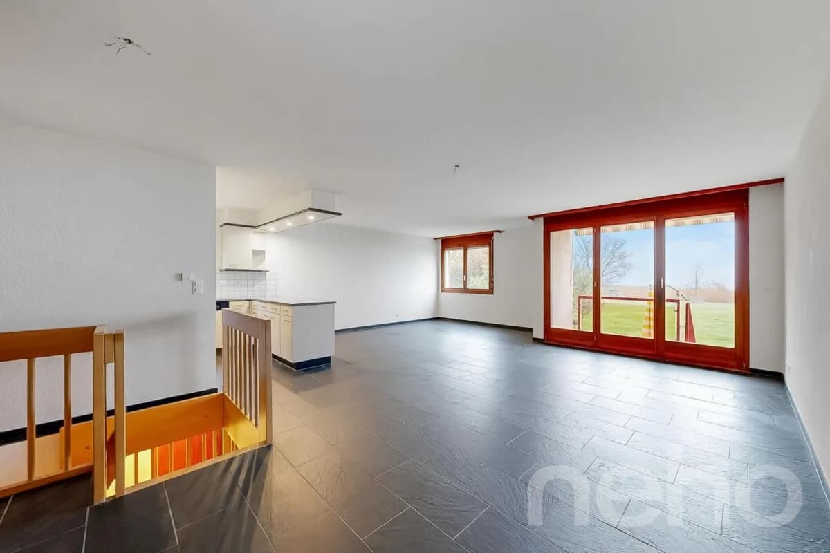 Duplex-Gartenwohnung direkt am See mit eigenem Bootsplatz