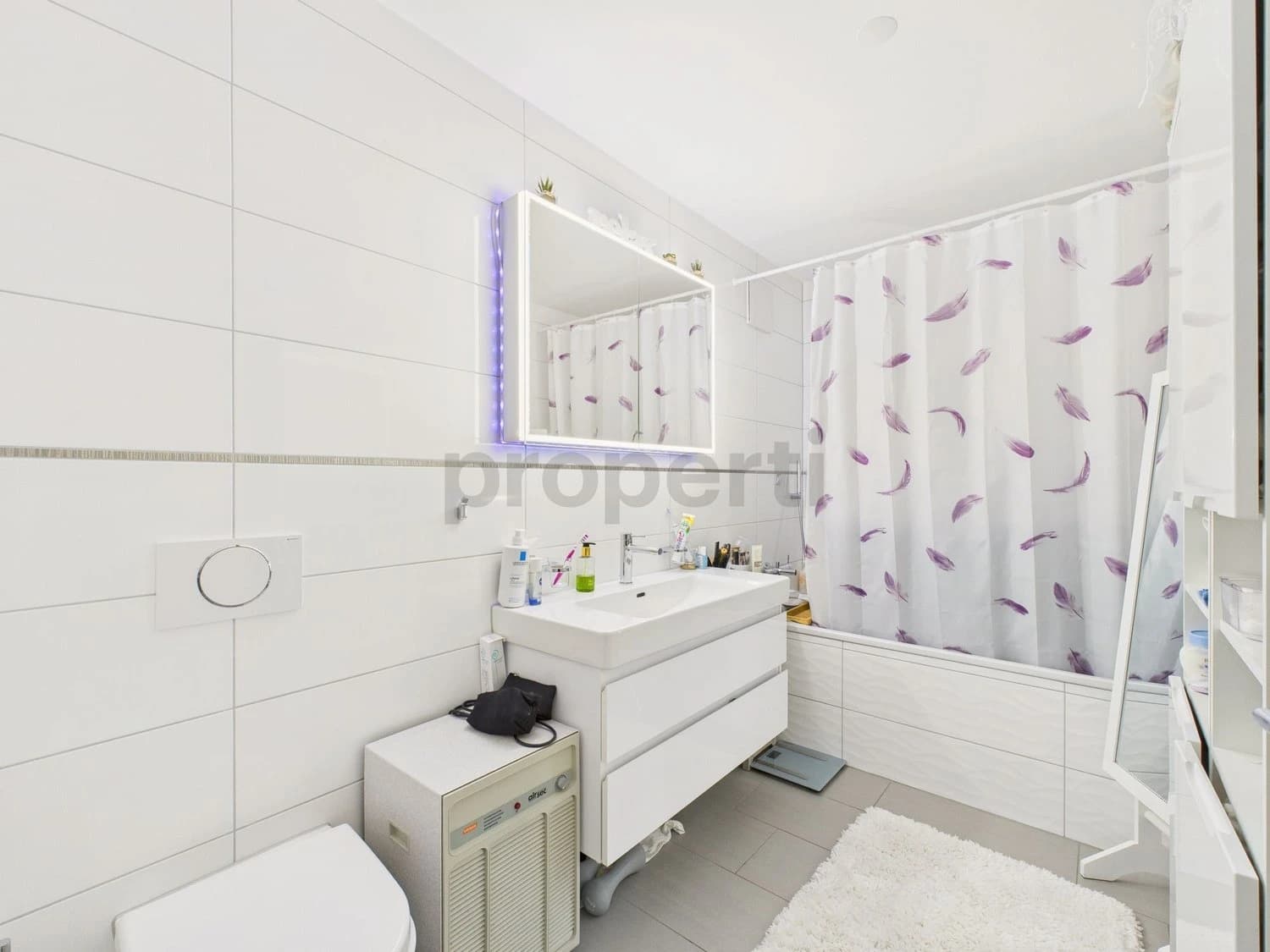 WEITBLICK MIT VIEL PLATZ