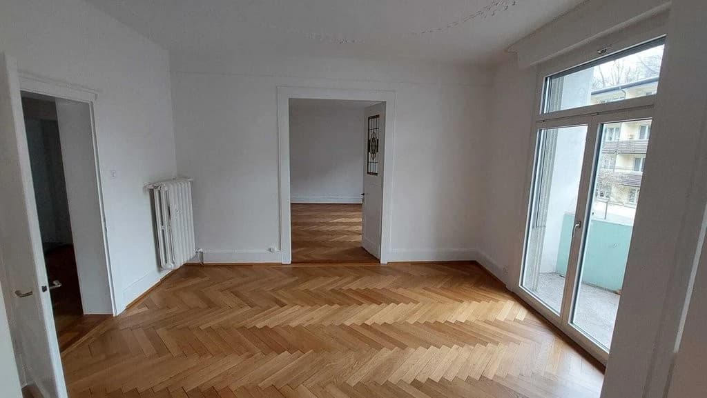5.0 Zimmerwohnung an Top Lage mit 3 Balkone + neuer Küche