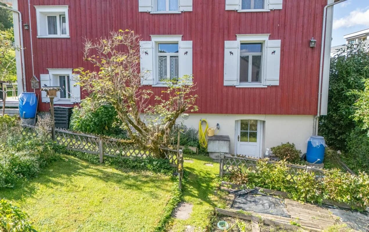 Historisches Juwel: 7-Zimmer-Einfamilienhaus mit vielseitigem Raumangebot