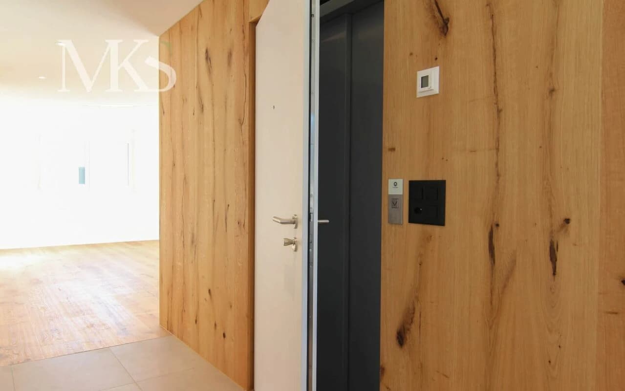 Wohnen mit Weitblick - grosszügige und gemütliche 4.5-Zimmer-Attikawohnung