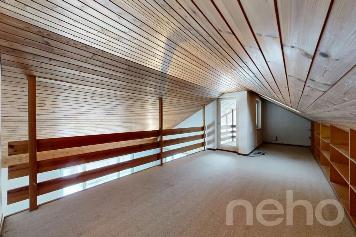 Grosszügiges 4.5-Zimmer-Doppeleinfamilienhaus