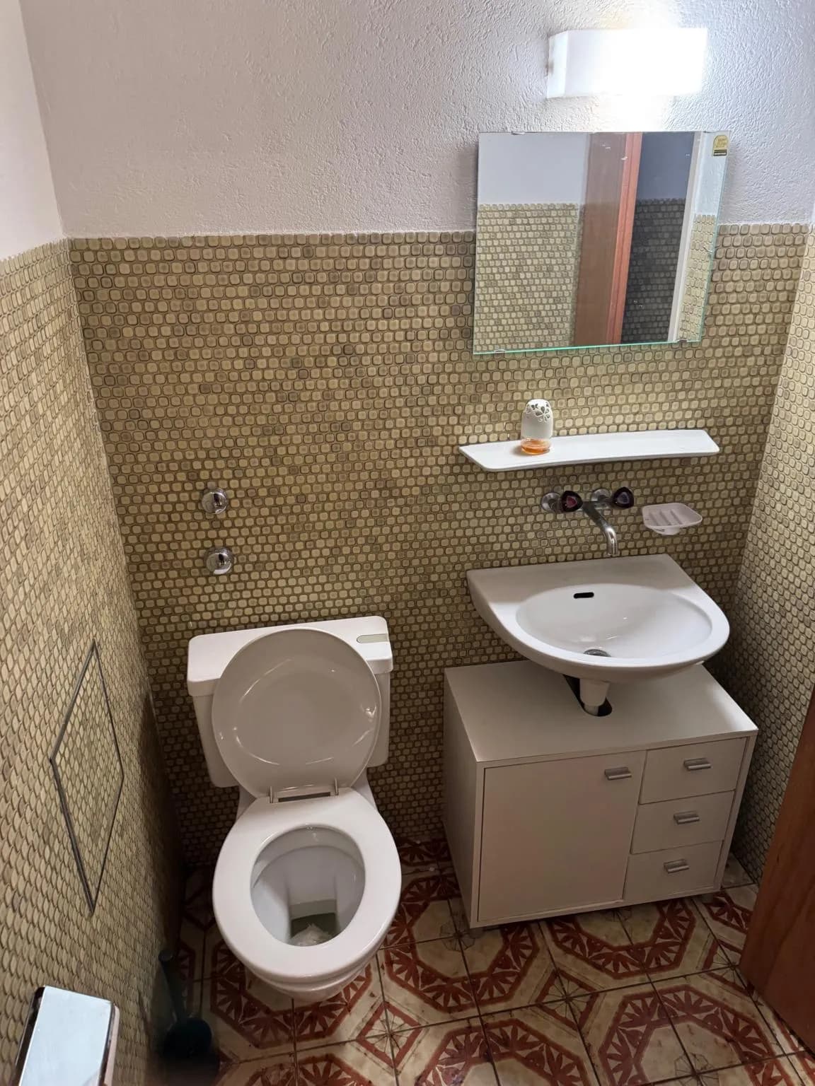 Sauna mit Solarium an der Austrasse in Basel zu vermieten